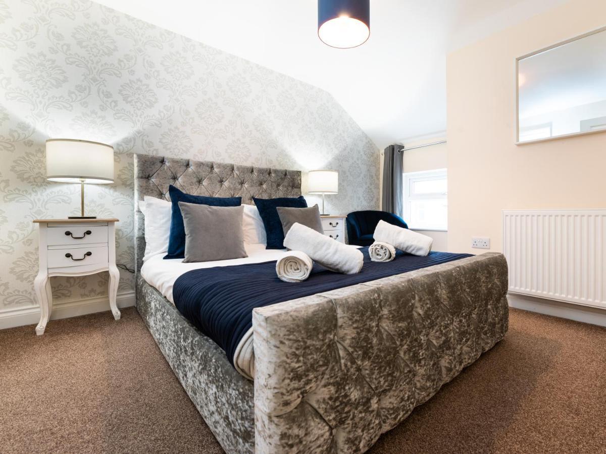 Scarborough Stays - Luxury Townhouse Ideal For Large Groups - Hot Tub Luaran gambar