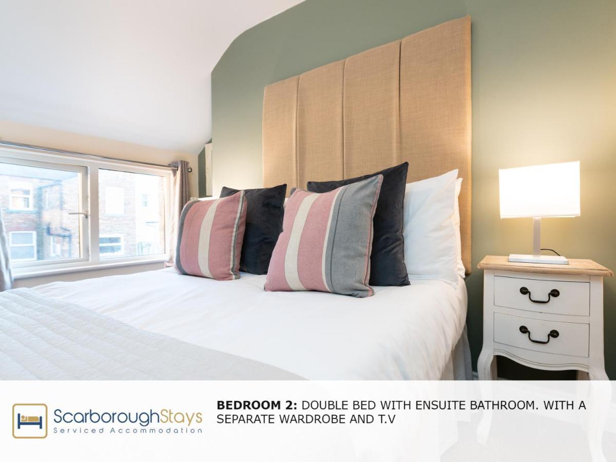 Scarborough Stays - Luxury Townhouse Ideal For Large Groups - Hot Tub Luaran gambar